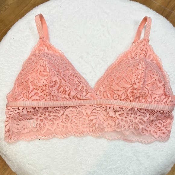 Adrienne Vittadini Sexy Pink Lace Bra Size - Large NWOT - Picture 1 of 8